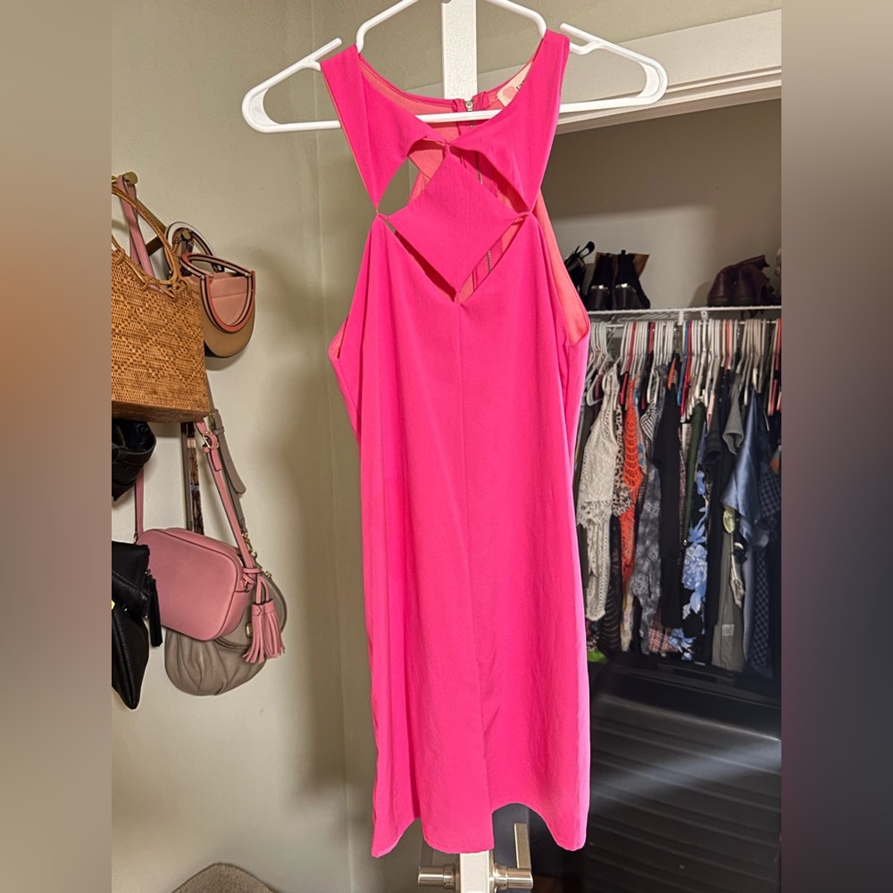 Women’s hot pink bodycon dress with diamond cut out